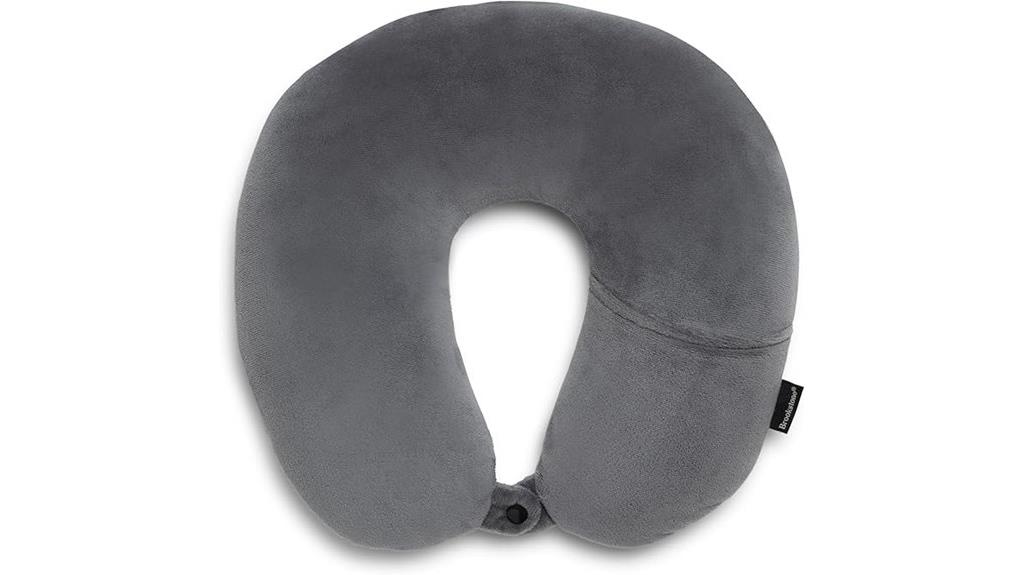 travel pillow with pocket